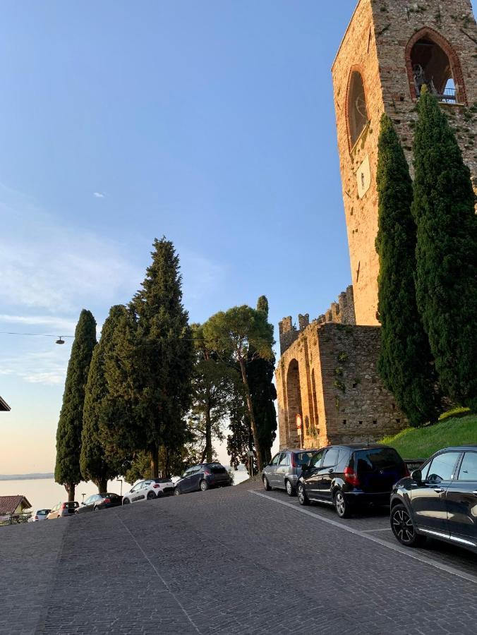Incantevole Appartamento Moniga del Garda Bagian luar foto